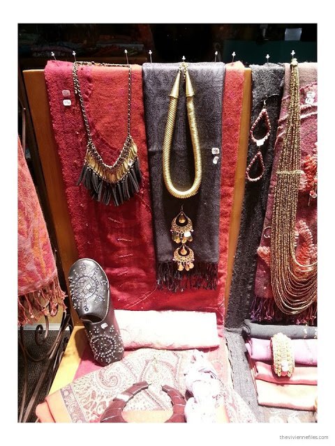 Pink and brown accessories - scarves, jewelry and shoes - in the Diwali shop windows in Paris