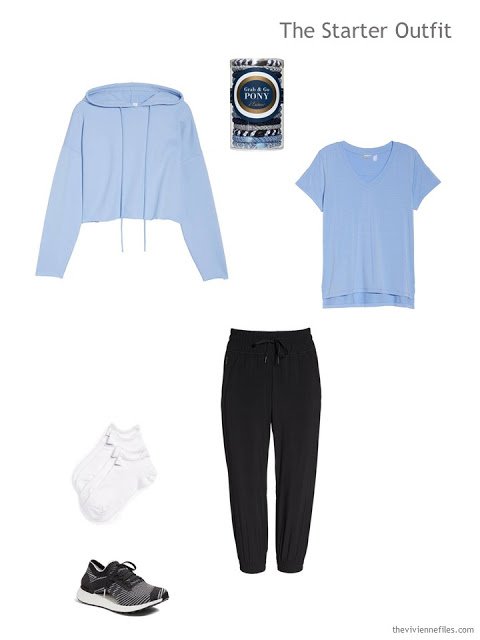 workout outfit in black and light blue